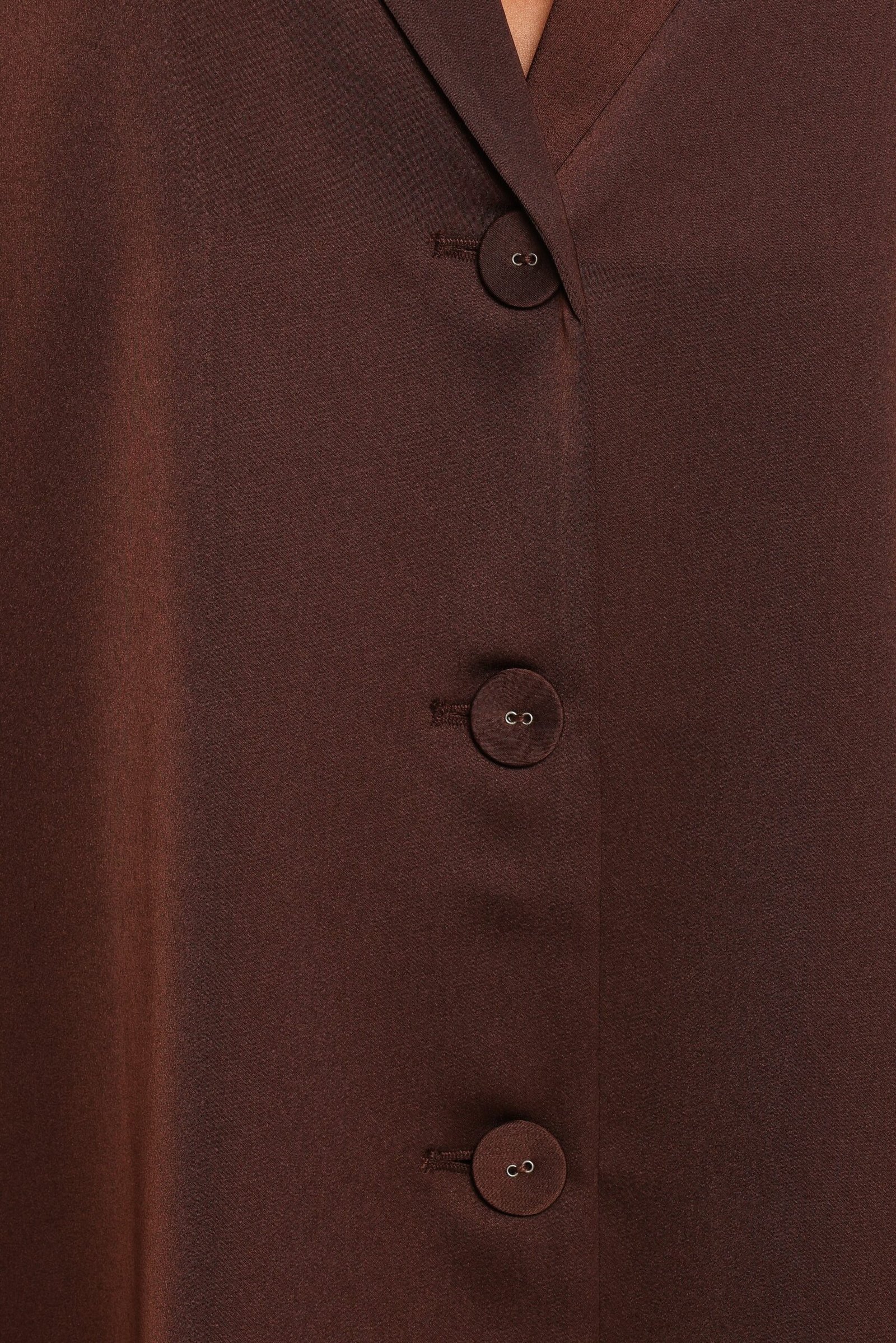 Short Sleeve Shirt with V Neck Notch Lapel Collar and Pockets - Image 5