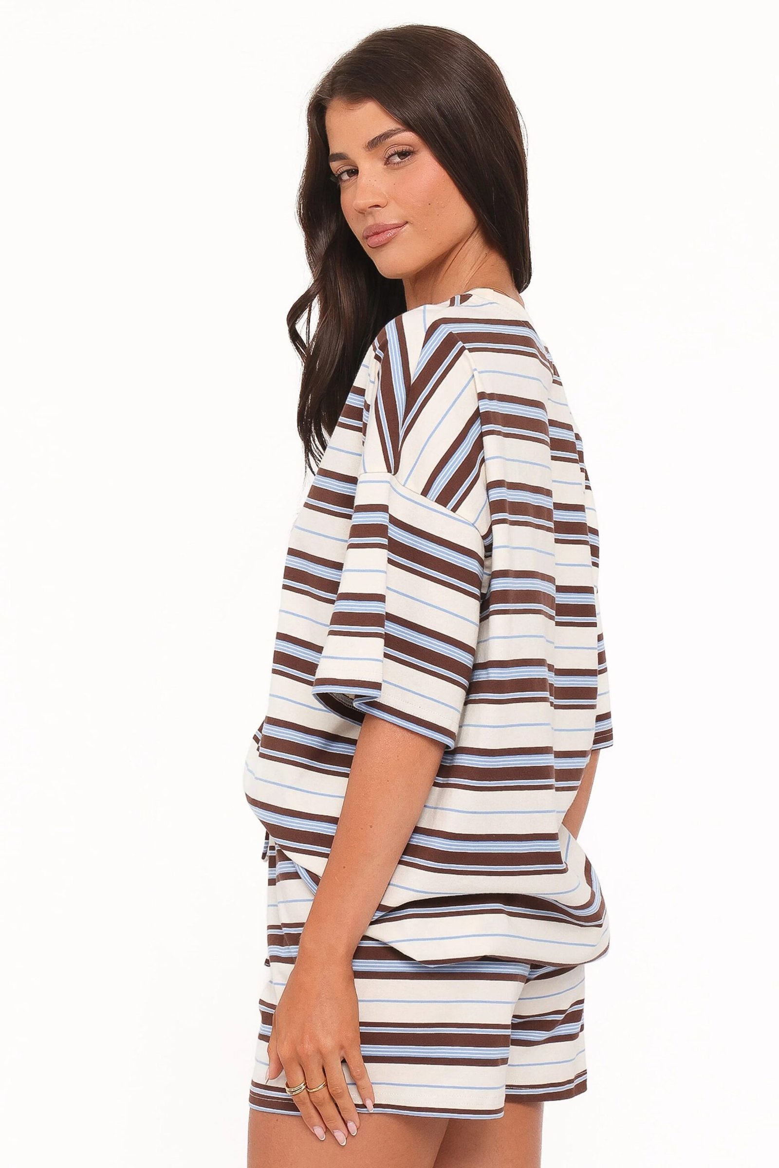Striped Oversized Tee and High Rise Shorts Set with Drawstring Waist - Image 2
